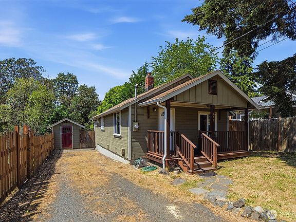 2nd image of 407 Bremerton Boulevard W