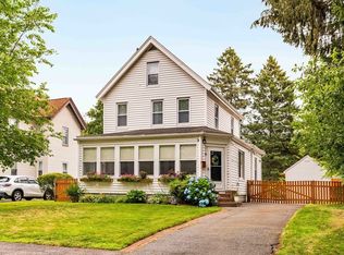 9 Brainard St, Hyde Park, MA 02136