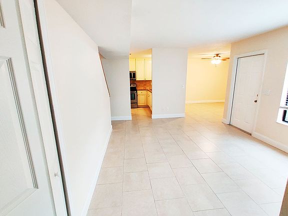 5th image of 1411 Sheafe Ave NE APT 104