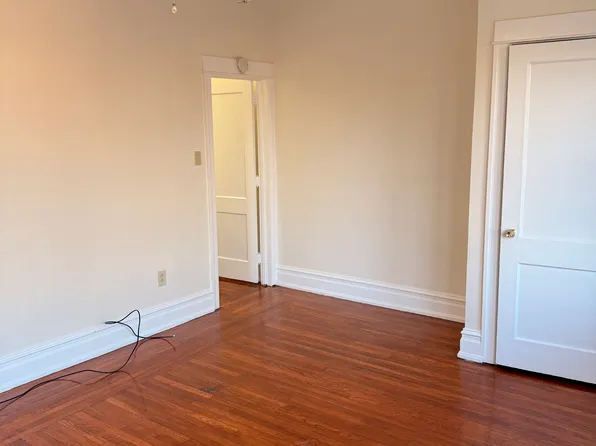 233 S West St Floor 2, Allentown, PA 18102