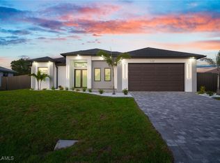 123 NE 9th Ave, Cape Coral, FL 33909