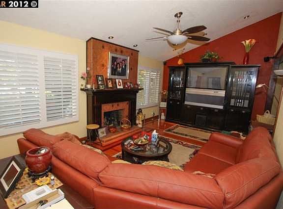 2nd image of 32218 Teri Ct