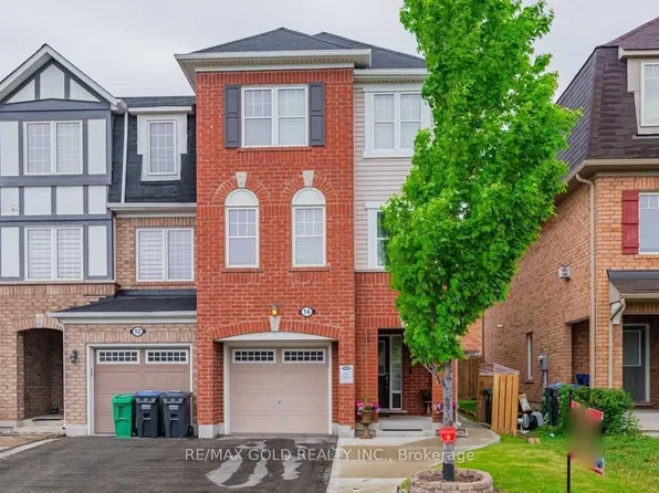 14 Memory Ln, Brampton, ON L7A 0V9