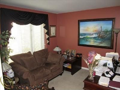 4th image of 310 Saint Lawrence Blvd