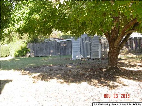 3rd image of 8364 Conerly Dr E
