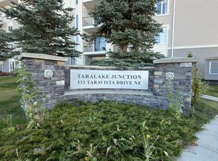 333 NW Taravista Dr NE #2303, Calgary, AB T3J 0H4