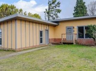1905 Broadway Ave, North Bend, OR 97459
