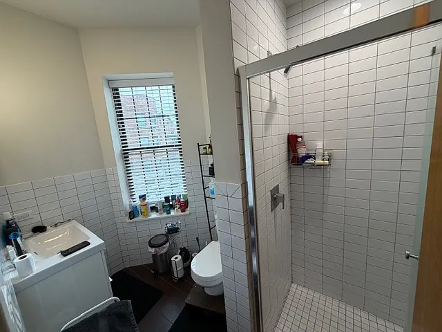 347 E 45th St #2W — Photo 10