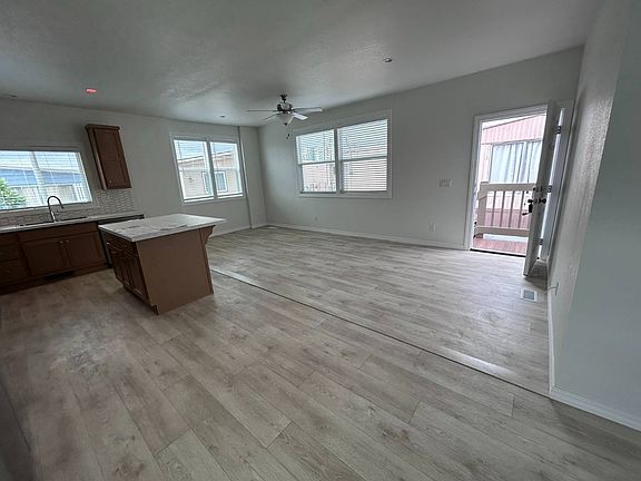 5th image of 17225 Valley Blvd Space 27W