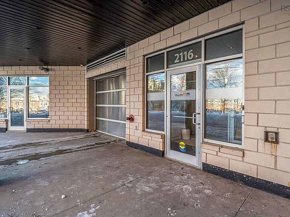 4th image of 2116 Gottingen St #320
