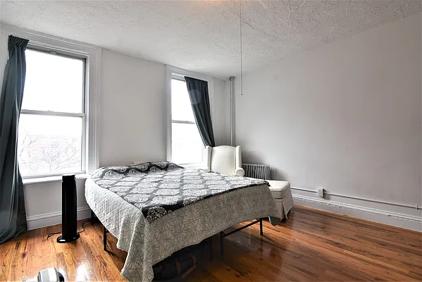 Rented by Corcoran | media 1