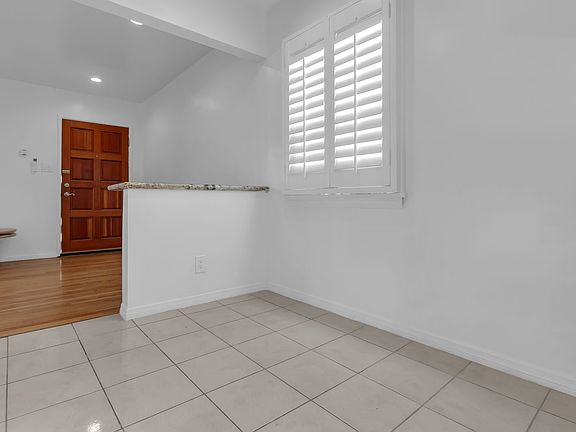 2nd image of 1300 W 83rd Pl