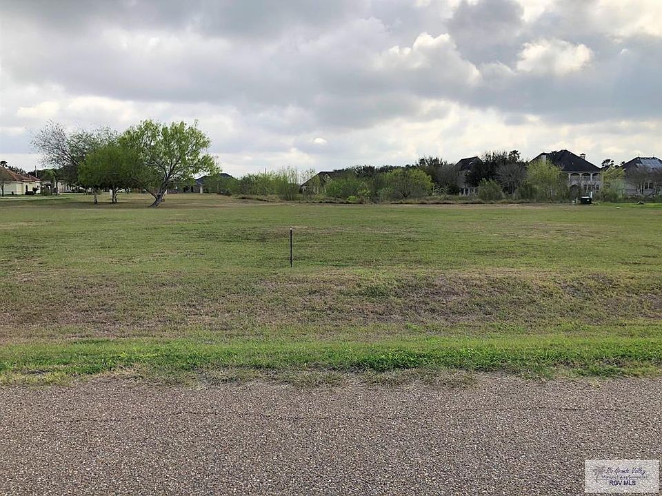 2nd image of 28353 Valencia Cir W