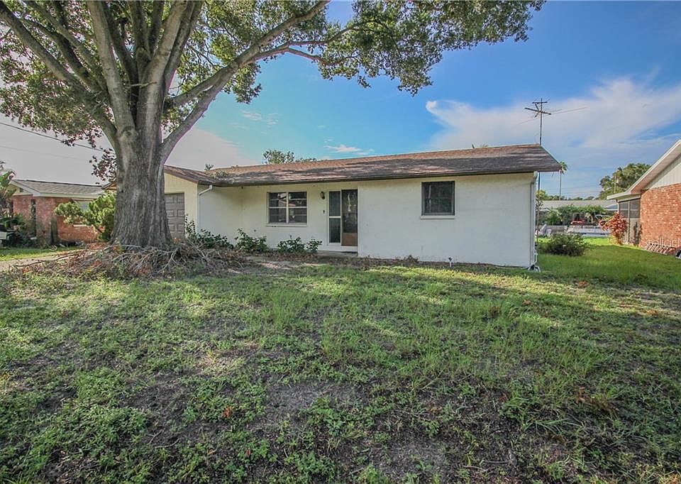 1st image of 43A Cypress Dr