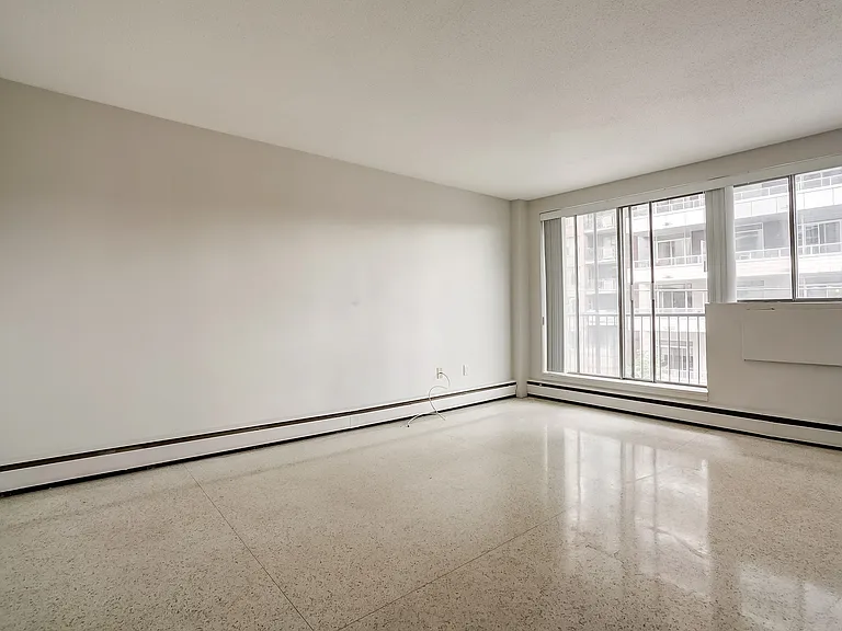 235 Bay St #605 — Photo 6