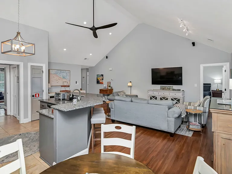 215 Mariners Pointe Rd — Photo 34