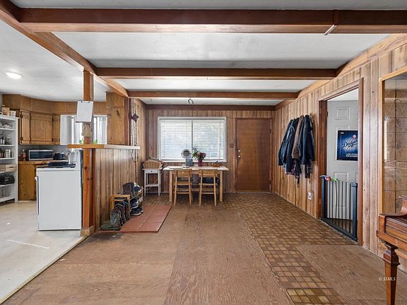 4th image of 15191 Sage Ln