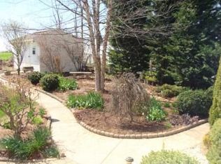 243 N View Dr, Dayton, VA 22821