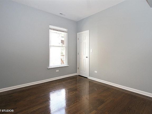 2nd image of 7829 S Union Ave #1