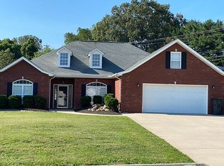 4018 Scarlett Dr, Morristown, TN 37814