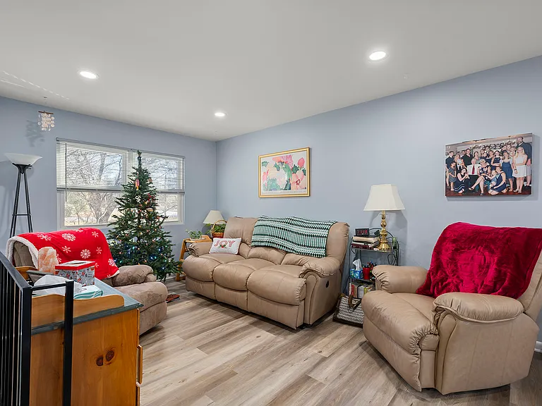 330 Benfield Rd — Photo 12