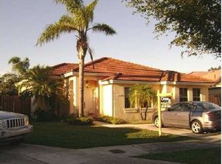 16379 SW 83rd Ln, Miami, FL 33193