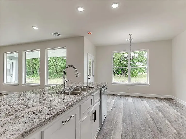 5712 Arthur Rd — Photo 11