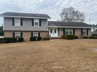 2104 Granada Dr, Dothan, AL 36303