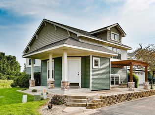 22337 Cameo Ct, Forest Lake, MN 55025