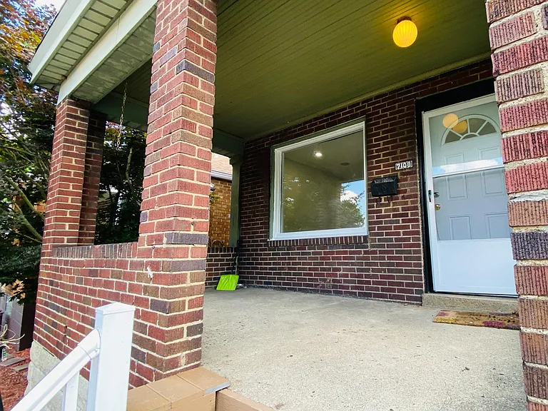 7108 Baker St — Photo 16
