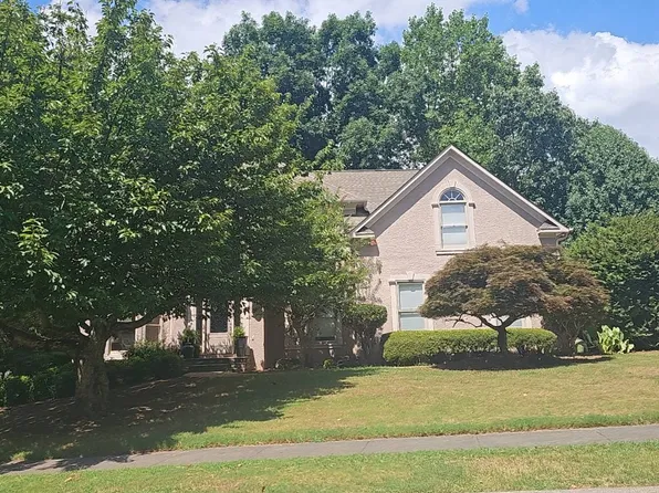 1069 Longwood Dr, Woodstock, GA 30189