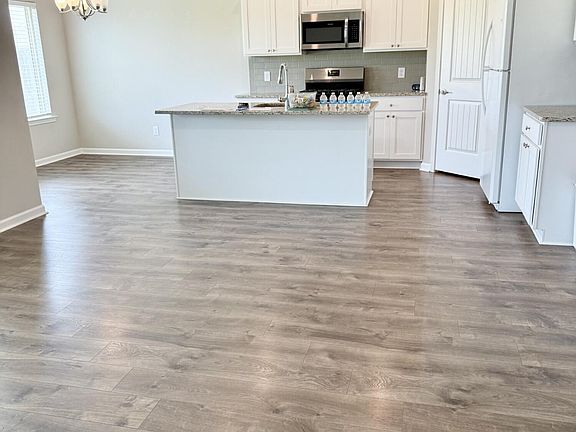 3rd image of 230 Caribbean Blvd