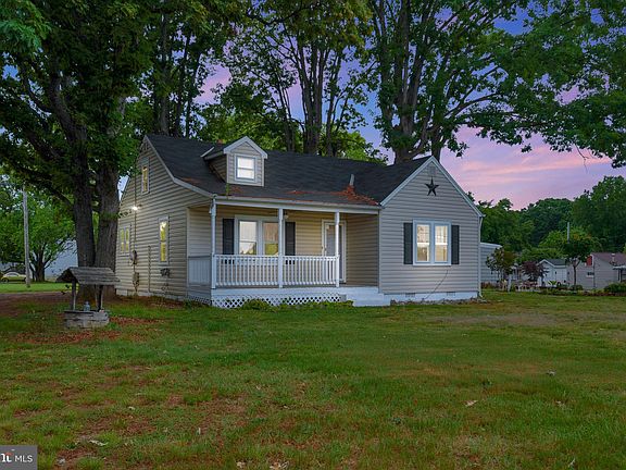 2nd image of 2806 Lafayette Blvd