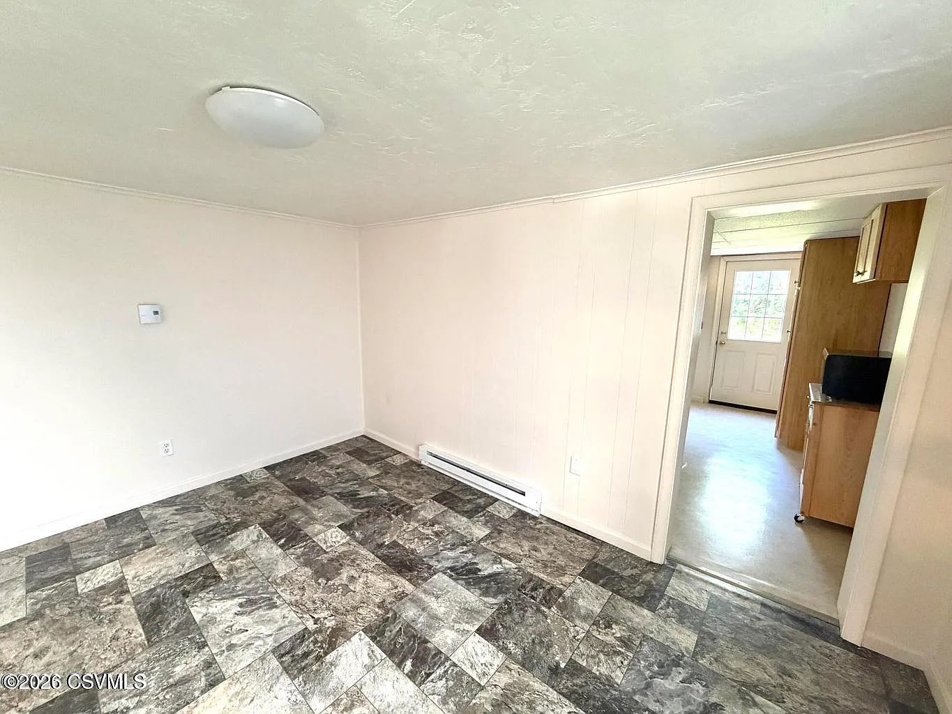 2 bed, 1195 sqft, $950 — Photo 4