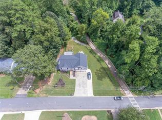 111 Pinehill Dr, Woodstock, GA 30188