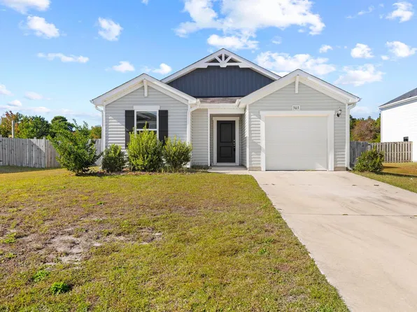 303 Range Cir, Holly Ridge, NC 28445