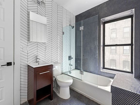 3rd image of 515 W 139th St #A1
