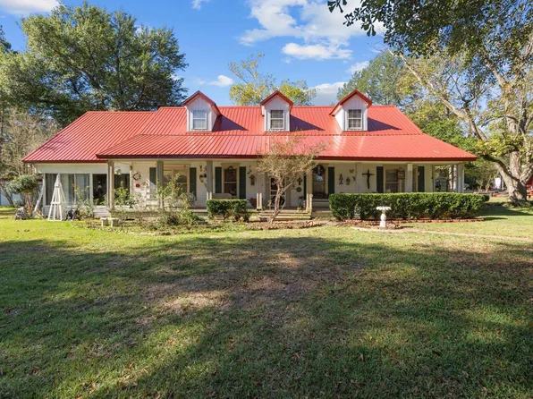 2641 Highway 69 N, Doucette, TX 75942