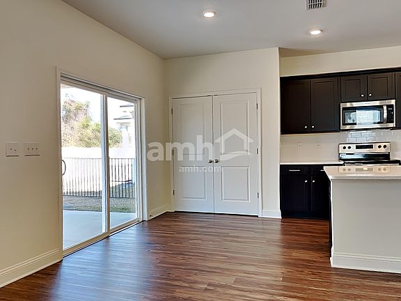 5th image of 127 Onate Cir