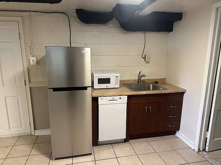 Efficiency/Main room