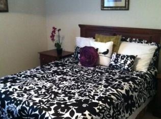 388 Hickory Point Blvd APT D, Newport News, VA 23608