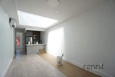 Rented by Rennit Inc.