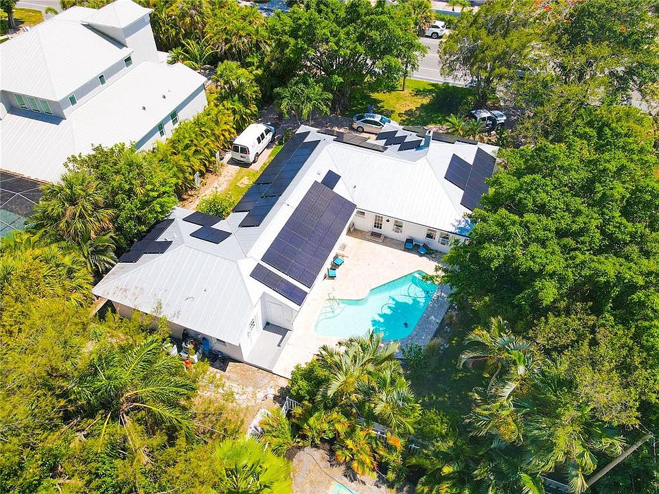 617 Siesta Dr, Sarasota, FL 34242 MLS A4537131 Zillow