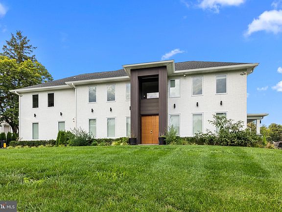 2nd image of 615 Korisa Dr