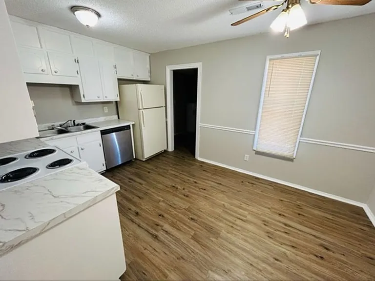 2902 6th St SW #3 — Photo 3