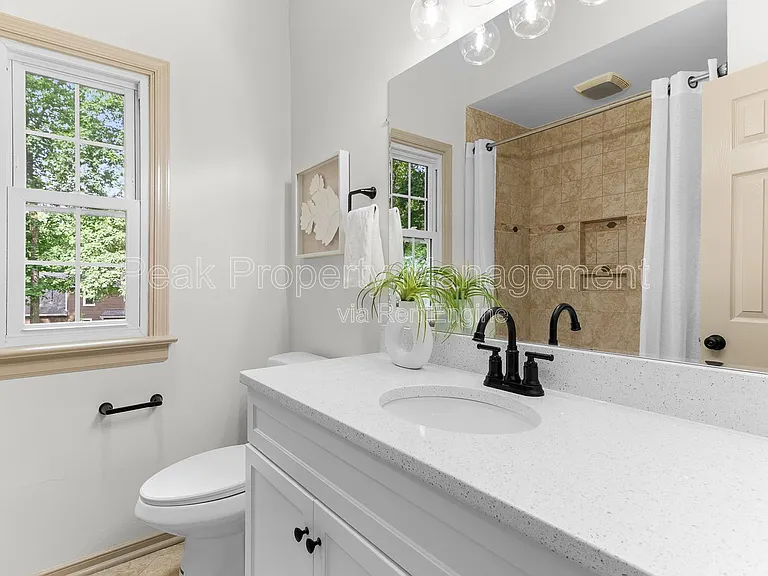 504 Winamack Ct — Photo 24