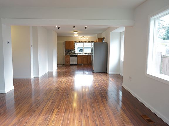 3rd image of 4309 S Sheridan Ave