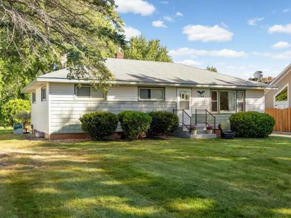 7748 Stillwater Blvd N, Oakdale, MN 55128