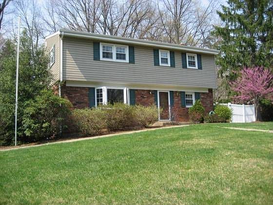 1st image of 1009 Arborwood Dr