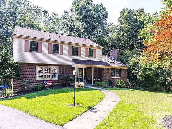 3rd image of 4063 Tall Timber Dr